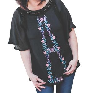 Entro Boho Embroidered Lace Neck Sheer Sleeve Top Size Medium